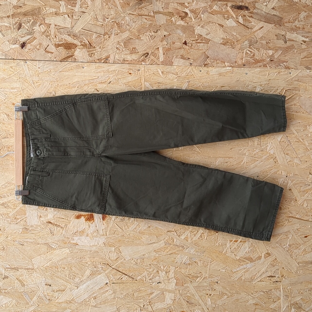 -LEVI'S- Women Green Ribcage Straight Size 28